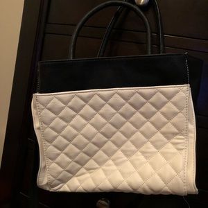 Black/ white Betsy Johnson handbag